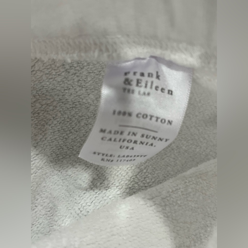 Frank and Eileen white raw edge hem cotton loungers small EUC - Picture 4 of 6